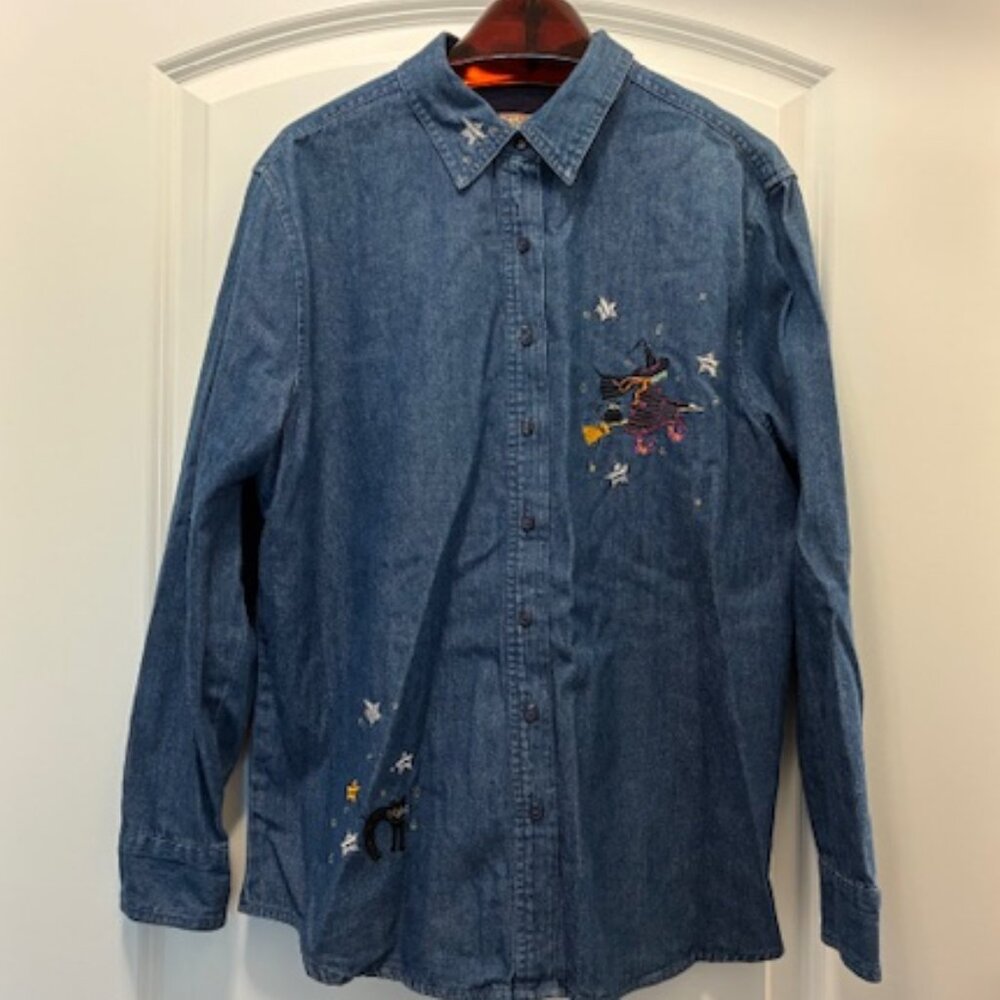 HALLOWEEN Dark Wash BLUE DENIM l/s EMBROIDERED SHIRT * Witch BLACK CAT Stars * S